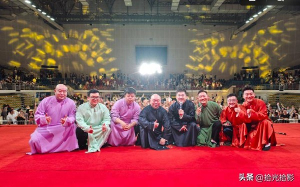 曹云金的专场演出票价比德云社低，德云社的相声还有人听吗？