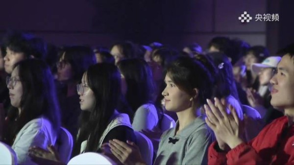 胡海泉新歌诠释华流魅力,文化传播现新气象