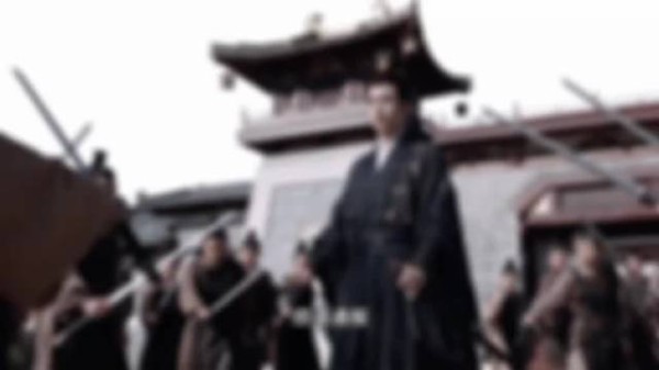 这句台词太带感了！当她说出“她爱我，你就得滚”的时候，简直让人热血沸腾！