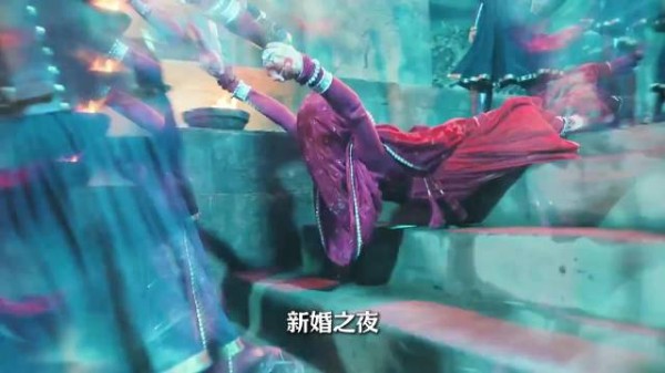 女人新婚之夜,遭到火烧,她化身火灵屠杀整个村落