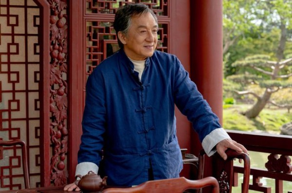 出镜才20分钟，首日票房仅251万，成龙新片惨败，晚节保得住吗