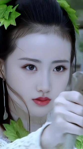李沁刘巧珍造型吸睛,李若彤赵樱子杨幂古装惊艳