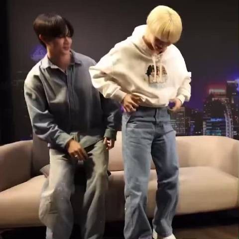Nhu的衣服好短啊 会露出来吗?