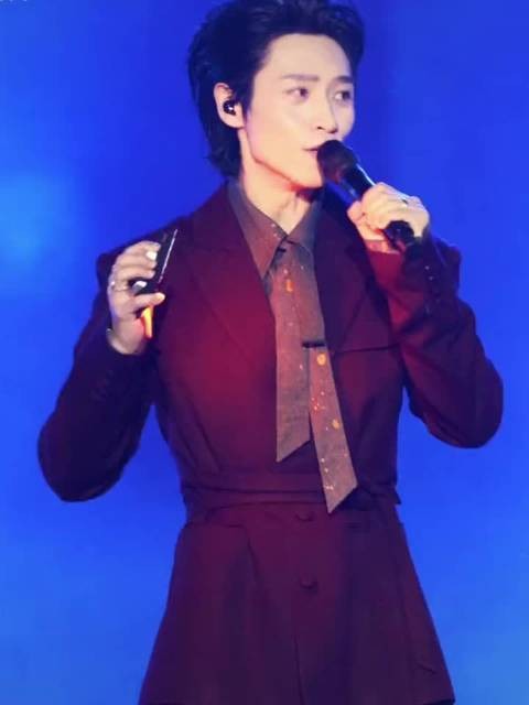 湖南卫视618开心夜阵容官宣,精彩不容错过,记得锁定6月17日的直播哦!