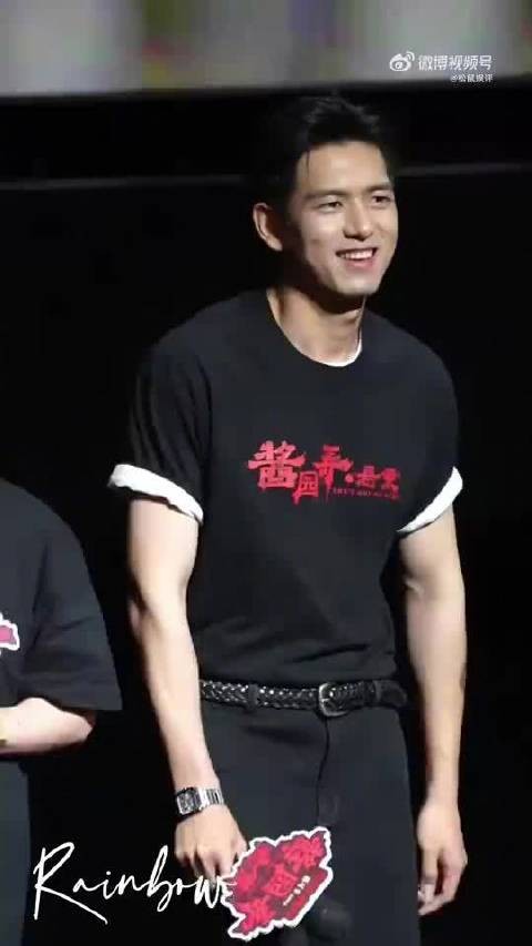 原来@李现ing 是“第一个推了酱园弄的人”有故事！