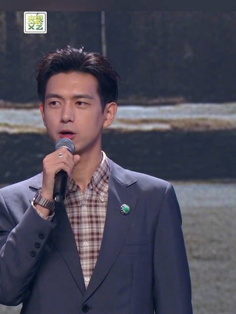 酱园弄剧组一人一句上海话