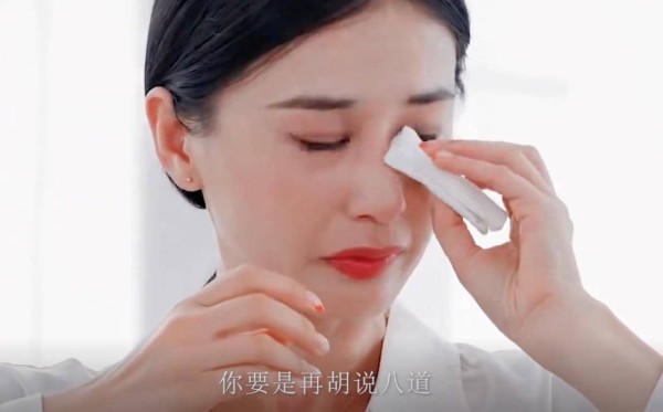 杨子是“拖油瓶”？黄圣依离婚三个月，判若两人大变样！