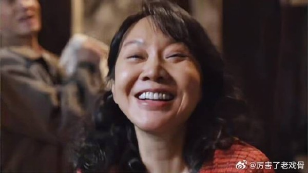 特别喜欢看黄玲和鹏飞互动