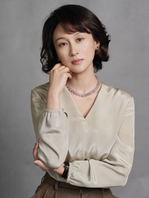 韦春红@练练 和大家再次相见~定妆花絮请查收今晚 淬火年代 准时开播!