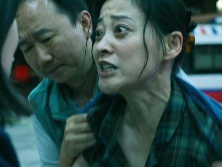 女儿遭逢不幸,母亲却借机谋取利益?背后隐藏的真相究竟为何?