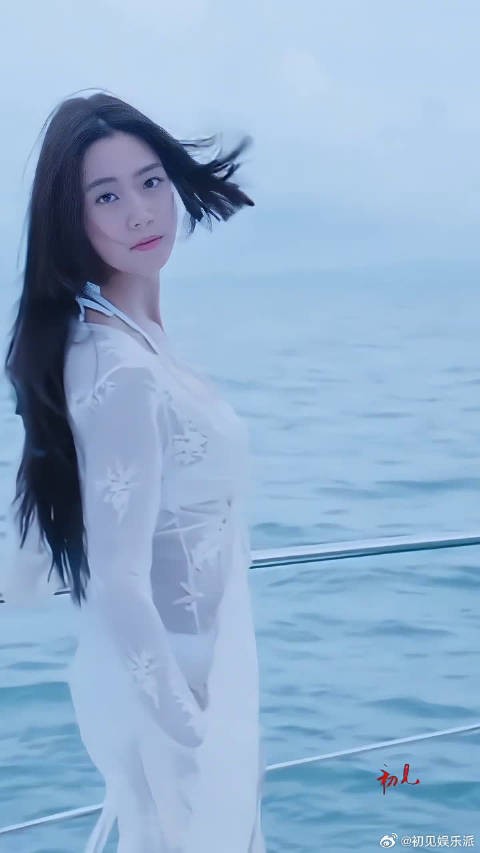 克拉拉,作者已经沦陷,女神