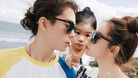 一家三口好温馨!戚薇李承铉带女儿出游被偶遇 6岁ucky长高明显
