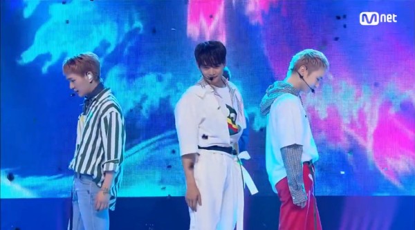 七年前的今天(180621),SHINee 带来的现场舞台