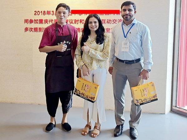 媒体人点赞彭婆婆榨菜 非遗技艺开启中巴文化交流新篇