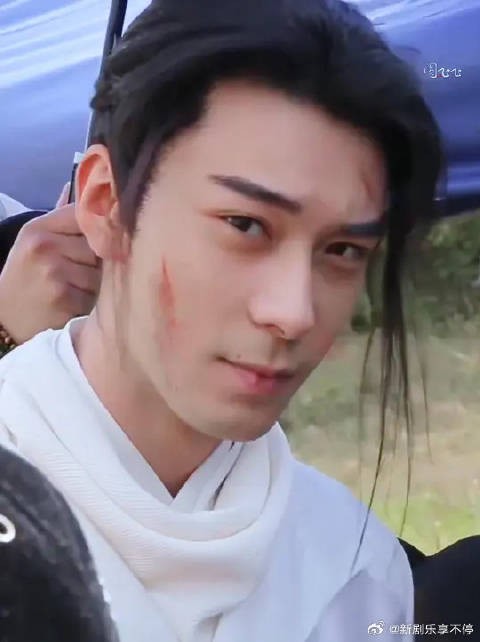 已分不清剧中剧外