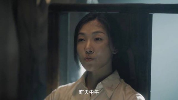 江飞曼落入敌手,抛出名单假消息作为筹码,在死局中奋力撬开一丝微光!