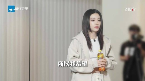 喻言清唱获韩红肯定，坦言期待专业指点