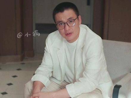 赵丽颖周一围新剧《在人间》开播，贾小朵徐天出场顺序引悬念