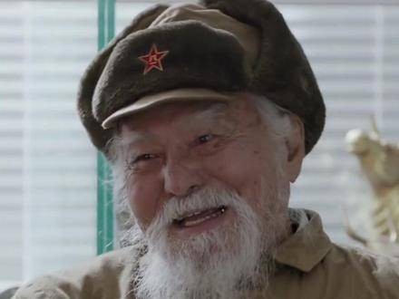 爷爷的心思别乱猜,精彩大戏马上来!