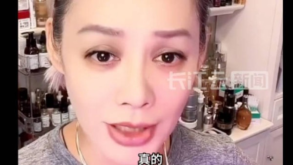宁静直播否认与汪峰绯闻称不喜欢他