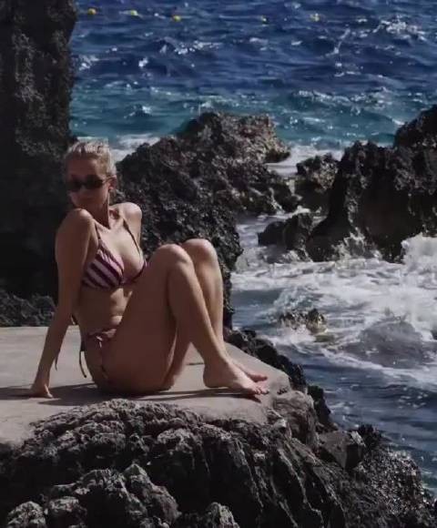 250629 海浪声 葡萄牙女演员Margarida Corceiro 泳衣拍摄花絮