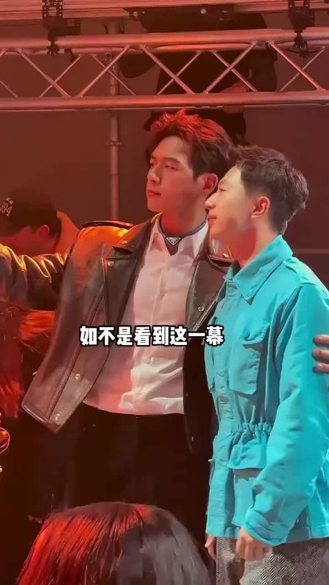 内娱能抗住李现身高的腿精男星？邓超矮小半天，张若昀甘拜下风