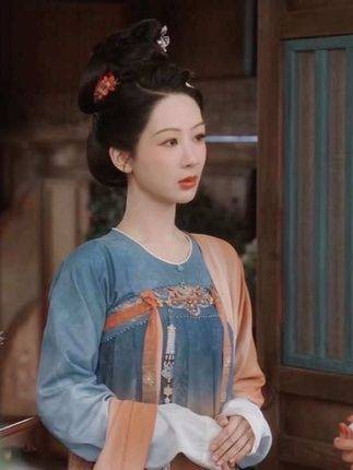 牡丹为闺蜜撑腰软硬兼施收服小妾