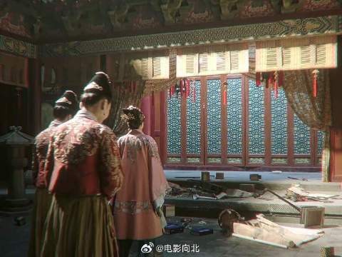 “汉王和父亲朱棣同样固执己见”汉王妃极力的劝丈夫回头