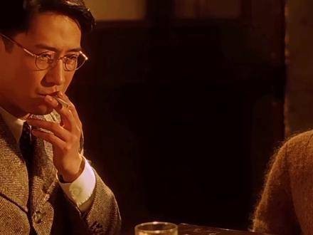 “半生人间半生缘，九分酸楚一分甜”