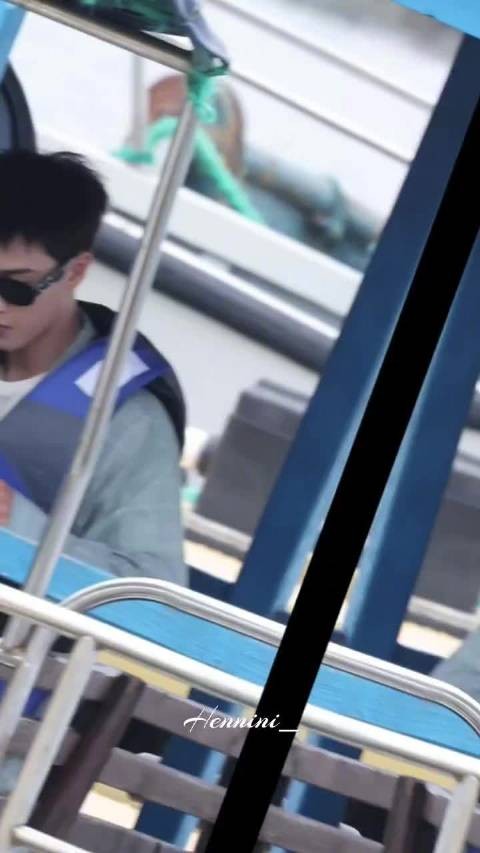 李昀锐 耀眼 今日路透 小武爷帅气出海喽 李昀锐邢武