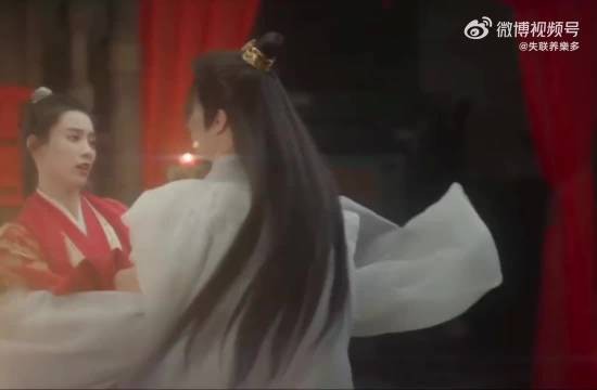 子韬,你觉得这样拍好看吗?