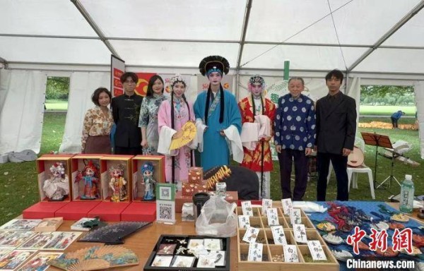 第三届丝路舞蹈节举办“中国传统文化展”