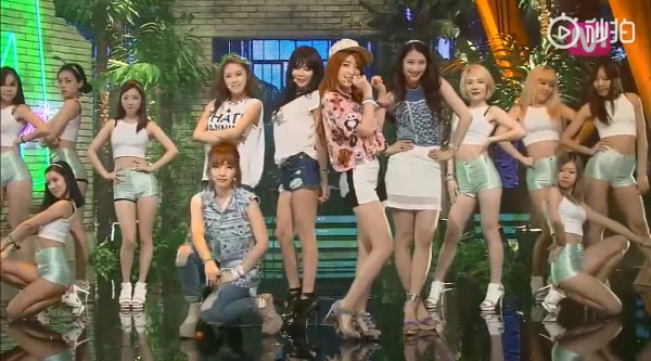 十二年前的今天(130704)，4minute 带来的回归舞台