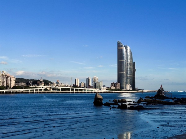 海风衔来的诗：解码厦门的“慢旅行”密码