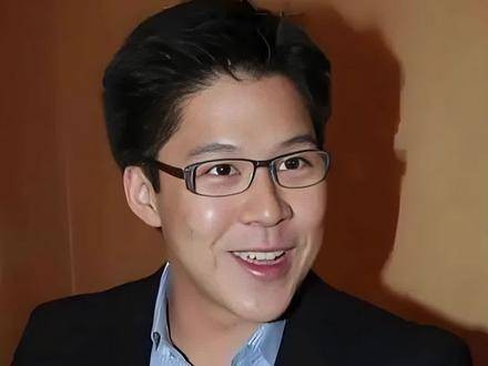 没有比较就没有伤害，30年后再看霍家三兄弟变化