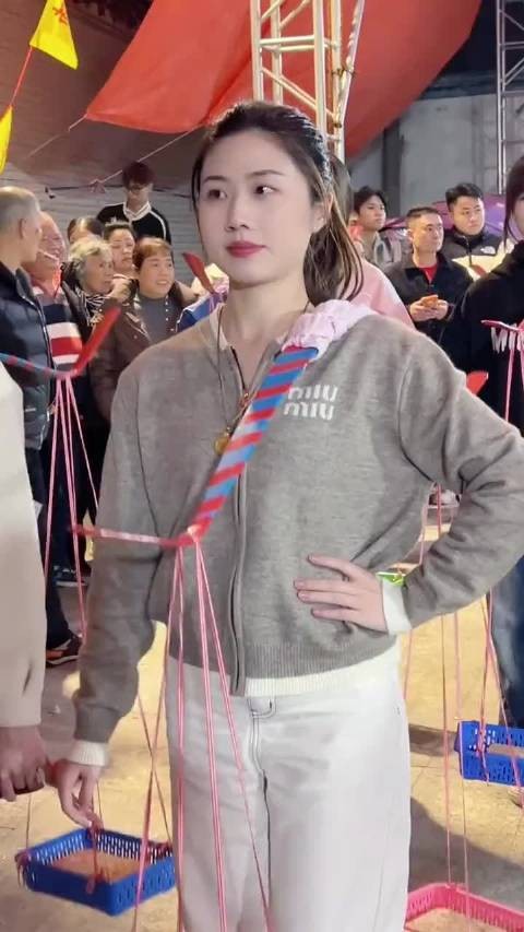 这个一看就很温柔很贤惠，梦中情妻呀