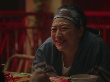 赵秀芳试图为林天宇和外甥女陈若华牵红线，却遭到一致反对，来央八看好剧