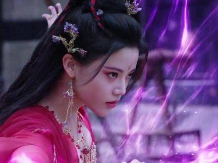 长月烬明翩然开启，大小狐狸霸气守城 孙珍妮超燃打戏太帅了