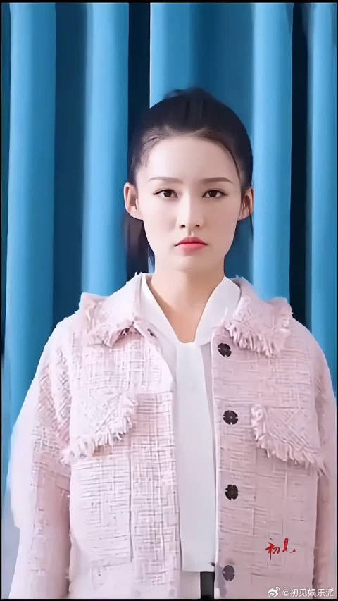 气质女神李沁，江苏省苏州市，昆山市，中国内地影视女演员