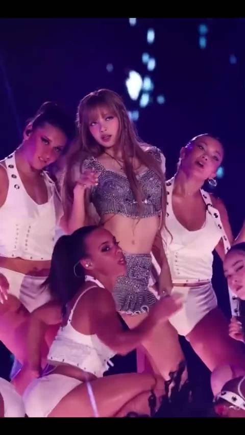 Lisa舞蹈直拍精准卡点，BLACKPINK巡演现神级舞台