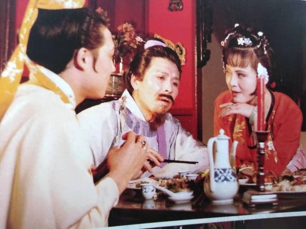 贾琏撮合贾珍纳妾，为何激怒尤三姐？
