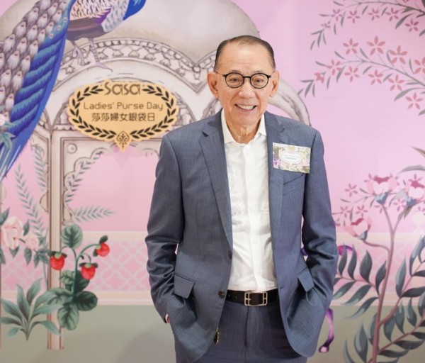 容祖儿回应英皇欠债166亿传闻：老板私下说问题不大，无需去跑数赚钱
