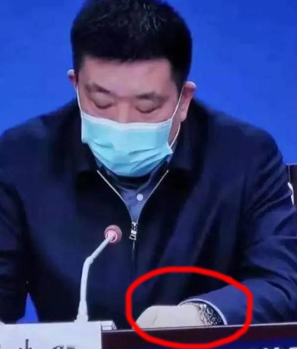 落马前，原武汉市长周先旺曾在朋友圈转发了一首诗