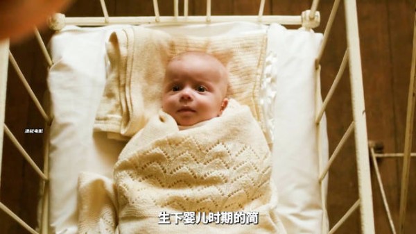 影史公认的王炸级烧脑神片，女主和自己生下自己，击碎你的三观