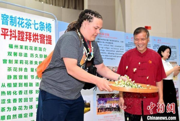 中美学子福州进行合唱交流活动