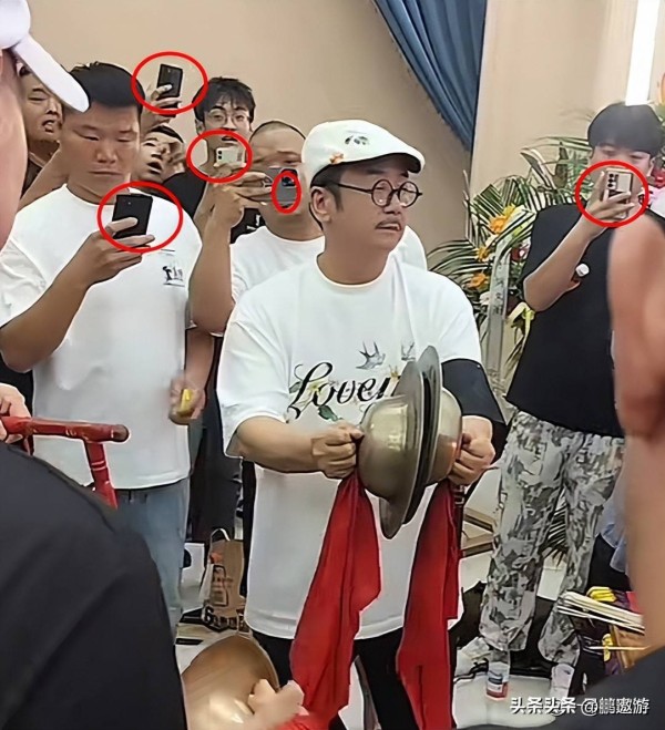杨少华送路仪式，暴露了杨议的小心思，一个举动沦为“笑话”