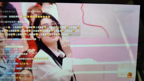 音综选手连跳万物生和扫腿舞，王一博点评跳得很干