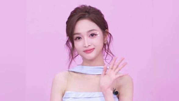吴宣仪携手李一桐、胡一天，与赵今麦、陈星旭等男神同框