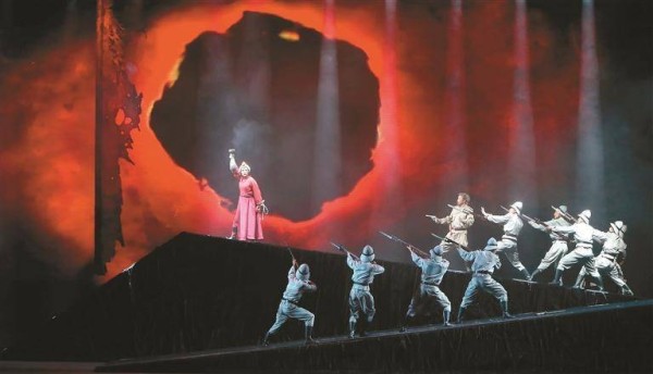 秦腔《红河谷》古城震撼首演