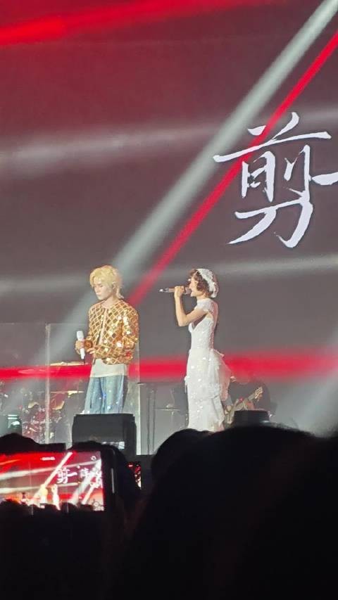愿远行人都看见最美的风景，愿归来者终等到最美的风景，尤其是你
